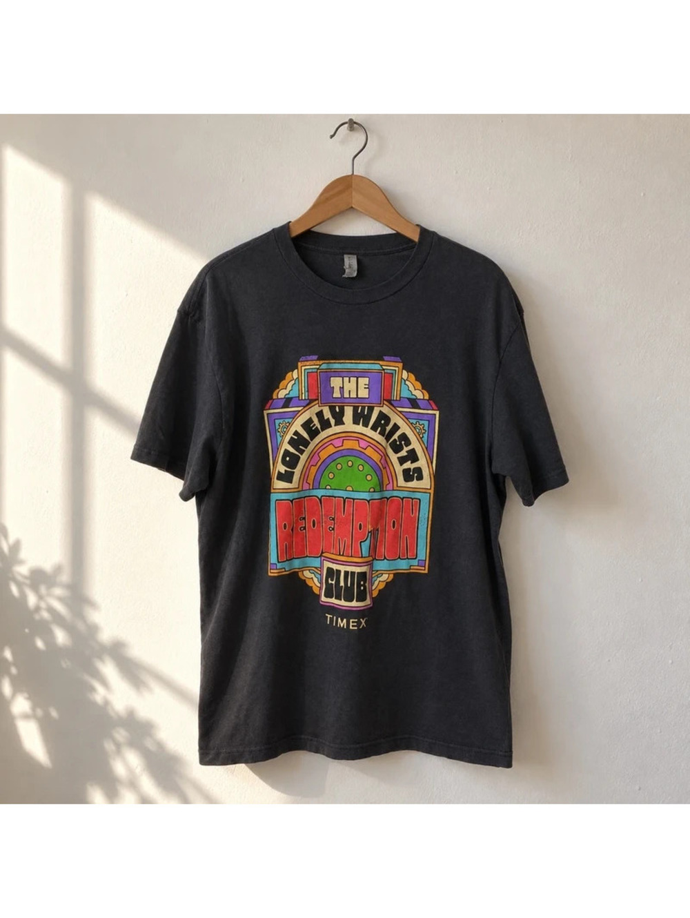 The Looney Wrists Redemption Club Men’s Large Retro Graphic T-Shirt Black